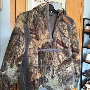 Nomad Camo Fleece Jacket with Hood